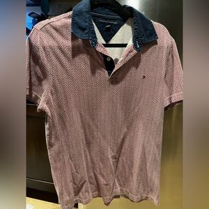 TOMMY HILFIGER POLO BUTTON UP SHIRT